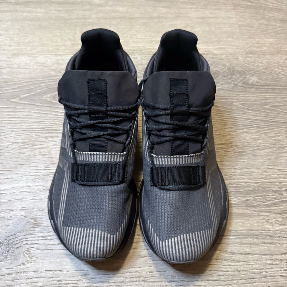 On Cloud Cloudnova Void Sneakers - image 2